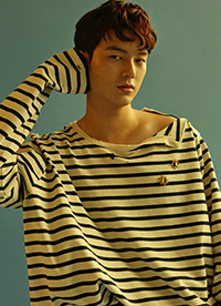 “奶爸”董力最新寫真 荷爾蒙爆棚大秀精致胸肌