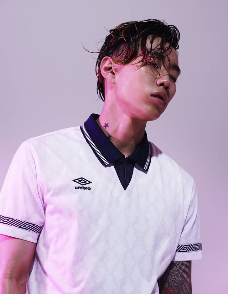 韓星樸宰范濕發(fā)發(fā)型寫真 彰顯狂野魅力