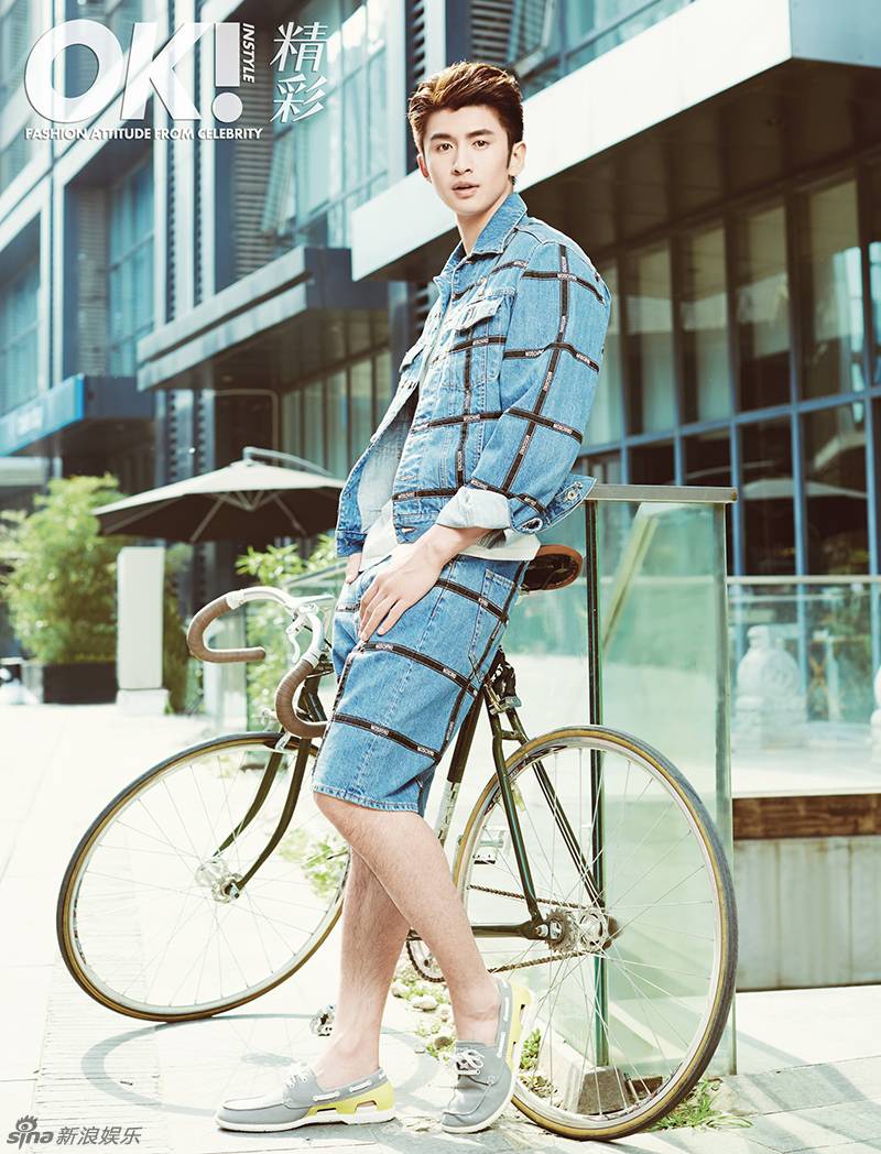 &ldquo;人氣小鮮肉&rdquo;張?jiān)讫垥r(shí)尚街拍帥照曝光