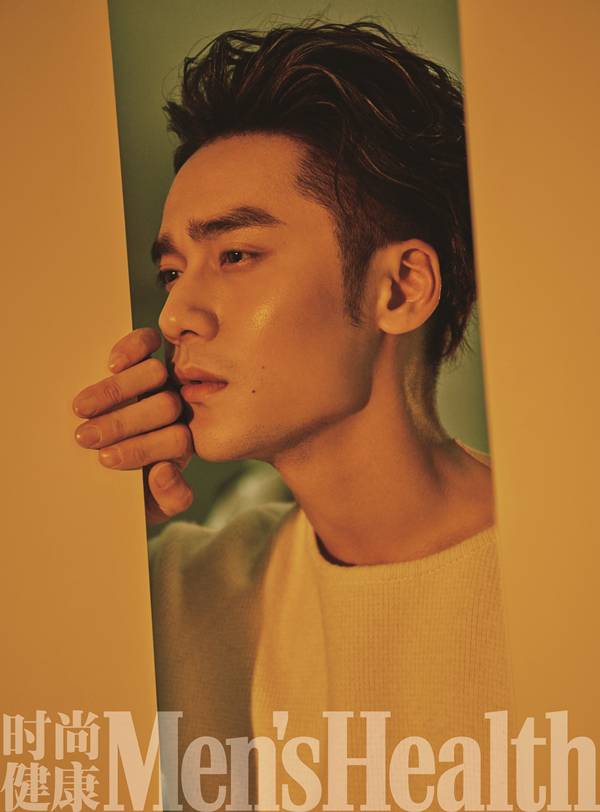 蔣勁夫最新雜志寫真大片 健碩肌肉眼神撩人