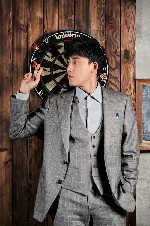 張睿運動寫真大片 簡約休閑變身活力美少年