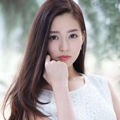 李毓芬整容前后 曝其13年換臉5次成小徐若瑄