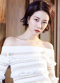 李溪芮早春圖片寫真曝光 演繹“時(shí)裝精”潮范養(yǎng)眼