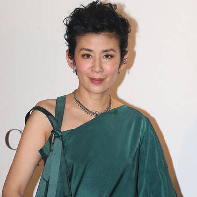 伊能靜懷孕曬大肚子照片 臨產(chǎn)腳腫如熊掌