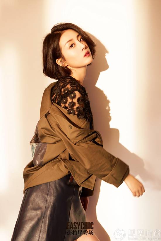 李溪芮短發(fā)寫(xiě)真曝光 光影間盡顯靈動(dòng)之美