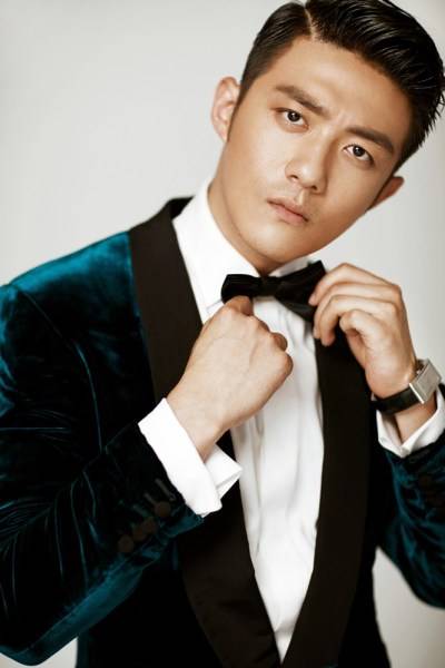 亂世麗人行李澤鋒曝最新寫真 盡顯張揚不羈