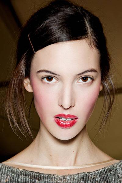 帶這10款妝容去上班絕對是禁忌