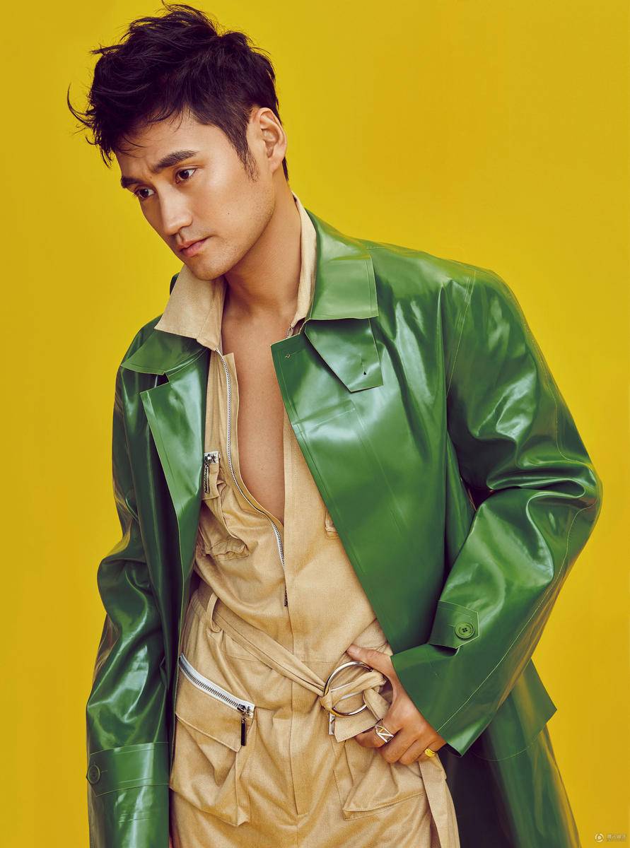 袁弘時尚寫真大片曝光 反差萌盡顯雅痞氣息