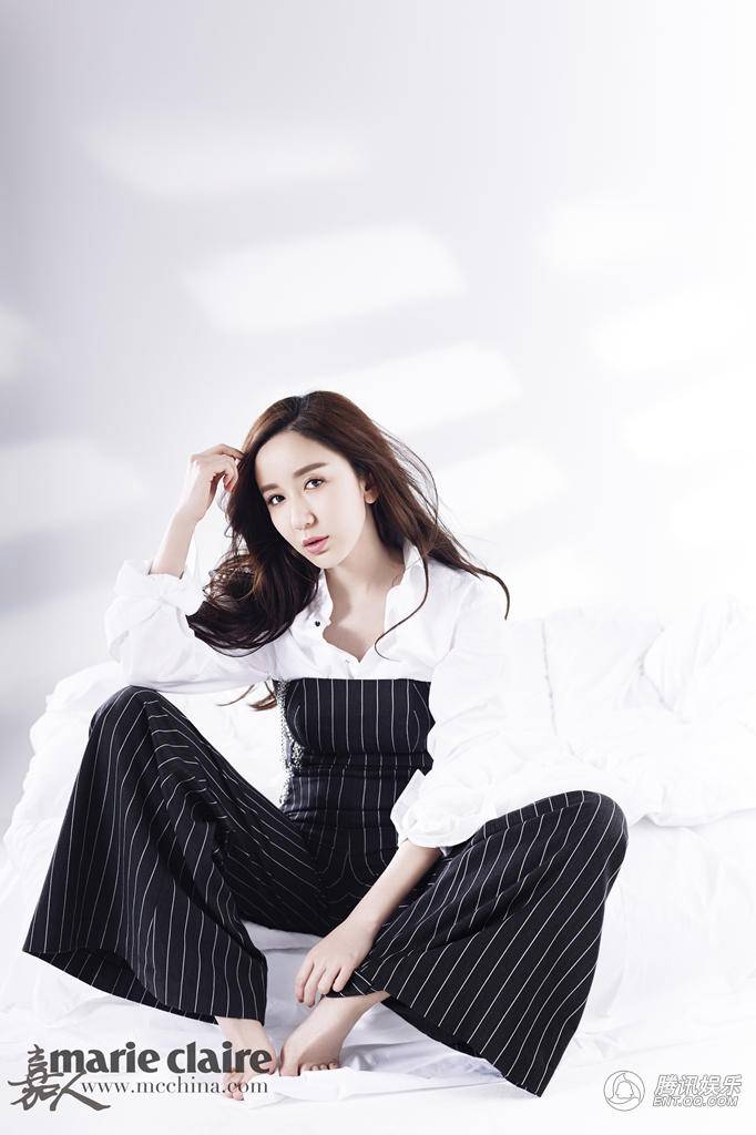 婁藝瀟時(shí)尚寫真大片 帥氣Max眼神殺撩人