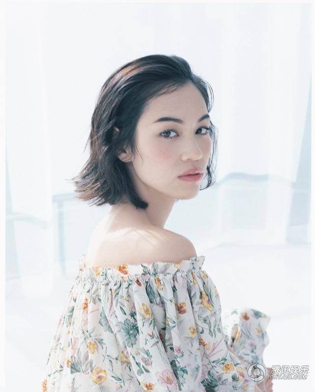 水原希子初春寫(xiě)真大片 甜美清新笑容溫暖