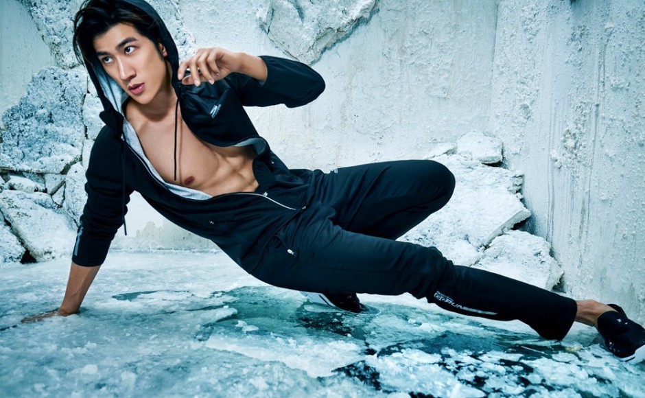 型男李治廷肌肉照裸身露毛寫真曝光