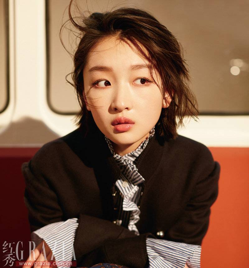 周冬雨雜志封面寫真 英倫范coolgirl上線