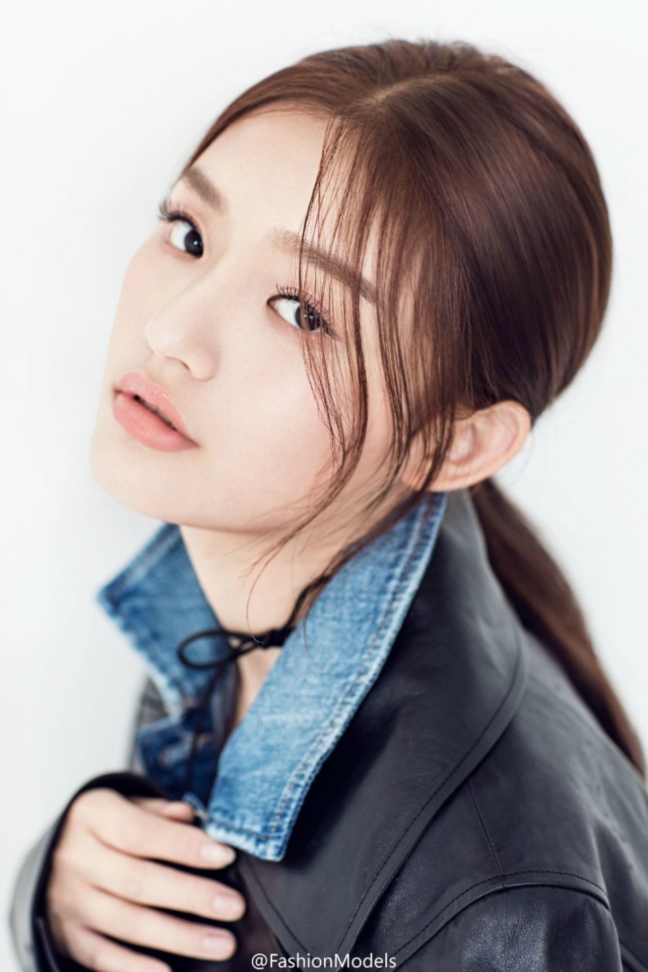 星女郎林允早春寫真圖片 清新靈動鏡頭感十足