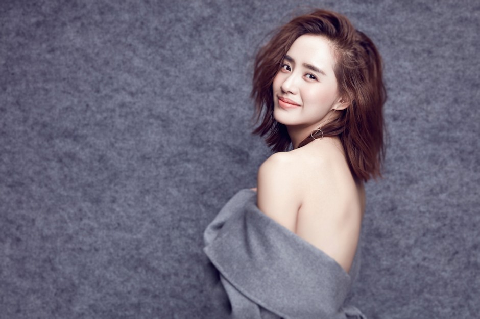 女演員王智早春最新寫真 香肩美背盡顯優(yōu)雅性感