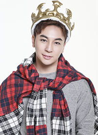 釋小龍新春最新寫(xiě)真圖片 功夫小子長(zhǎng)成陽(yáng)光大男孩