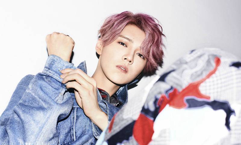 鹿晗攝影寫真大圖曝光 化身運動活力少年