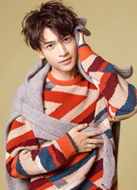 羅云熙秋冬寫真大片曝光 溫暖復古帶點慵懶