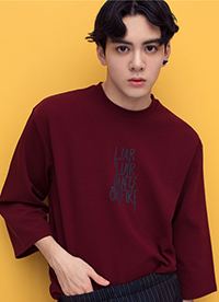 大眼仔曾舜晞最新寫真 溫暖少年定格青春姿態(tài)