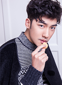 廖彥龍adson時(shí)尚寫(xiě)真曝光 暖冬紳士男友力爆棚