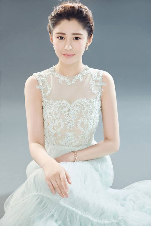 《錦繡未央》李心艾寫真曝光 盡顯女人嬌媚