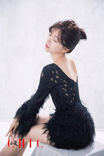 郭雪芙最新雜志寫真 為舞者拍攝畫風清新