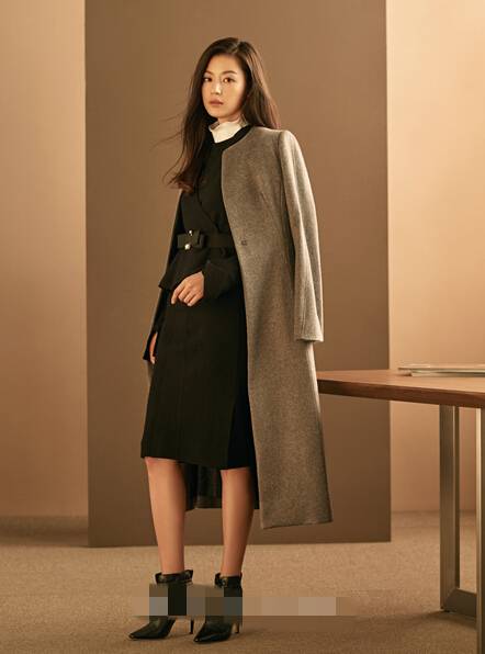 全智賢初秋雜志畫(huà)報(bào) 優(yōu)雅迷人風(fēng)采依舊