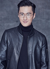 內(nèi)地演員趙炳銳寫(xiě)真帥照 利落短發(fā)大展男士風(fēng)范