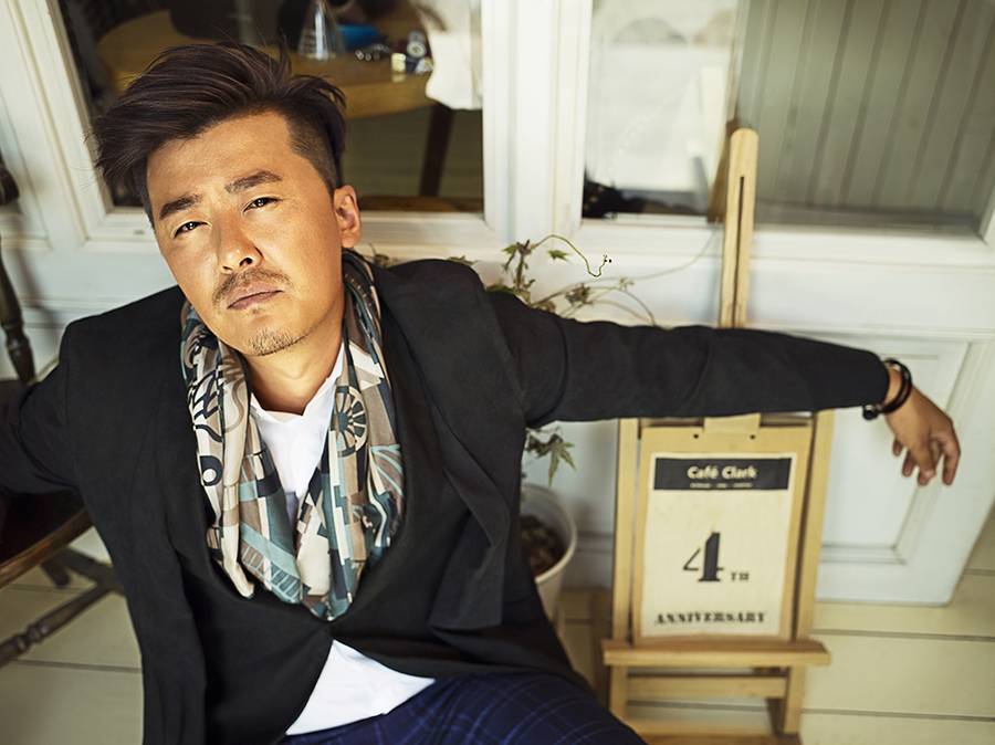 《咱們相愛吧》柳小海寫真演繹熟男魅力