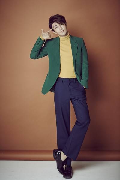 新生代演員米熱復古寫真 謙謙君子溫潤如玉