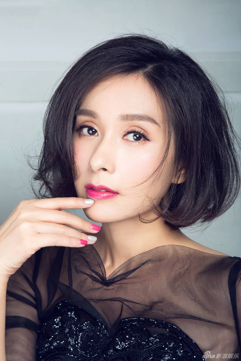 楊恭如生日寫真大片 演繹淑女優(yōu)雅大氣風情