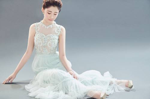 《錦繡未央》李心艾寫(xiě)真曝光 盡顯女人嬌媚