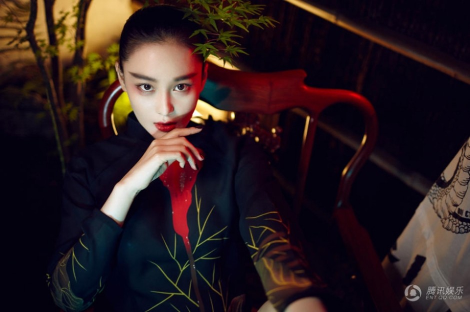 張馨予時尚大片曝光 素妝淡雅溫婉大方