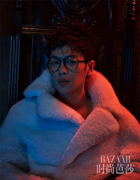 張若昀秋冬時尚寫真大片 光影迷離中貴氣撩人