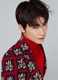 吳昊澤帥氣寫真大片 上演花美男極致誘惑”