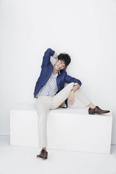 演員彭冠英最新寫真 迷人微笑撩人心弦