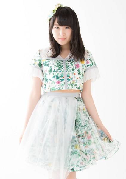 渡邊麻友最新寫真集曝光 嬌俏靈動詮釋別樣性感