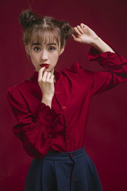 鄭合惠子新年曝光最新寫真 俏皮丸子頭古靈精怪