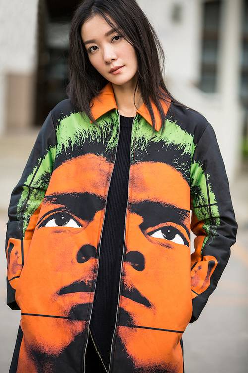 演員齊溪寫真風格多變 干練摩登優(yōu)雅知性