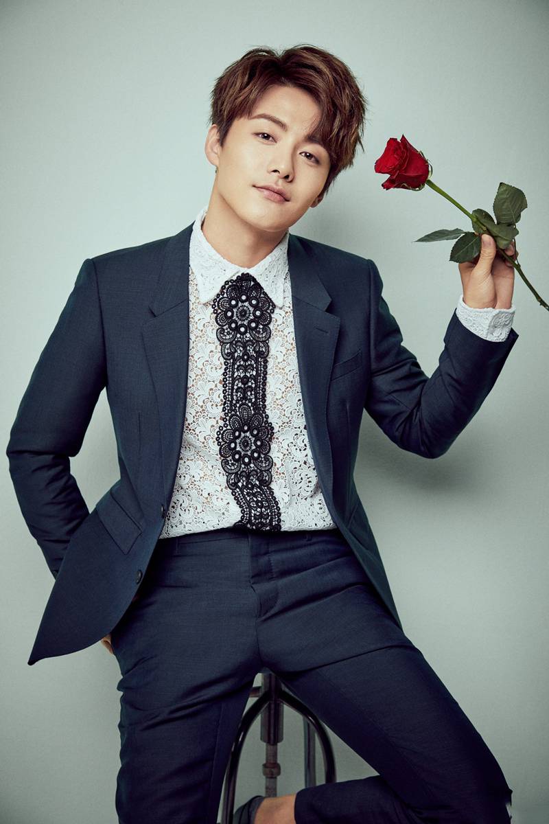 馬天宇輕熟男寫真照 陽光男神顏值爆表