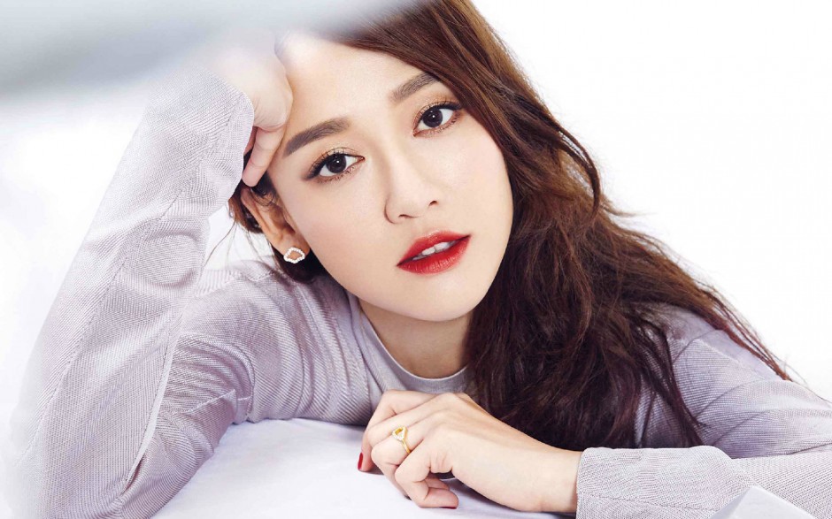 陳喬恩時(shí)尚大片曝光 靈動(dòng)甜美盡顯唯美氣質(zhì)