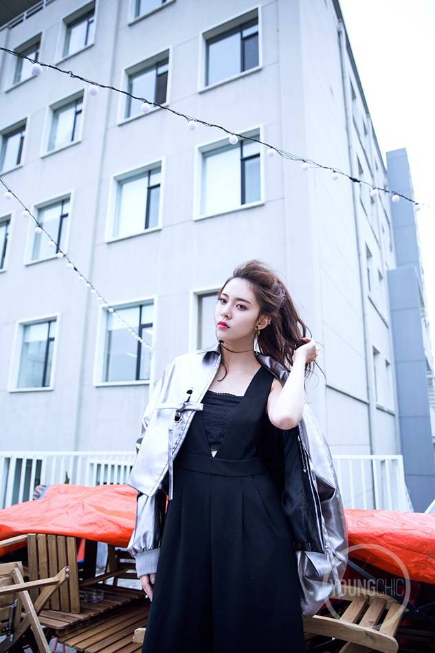 CC宋妍霏最新街拍圖片 盡顯“高冷女神”氣質(zhì)