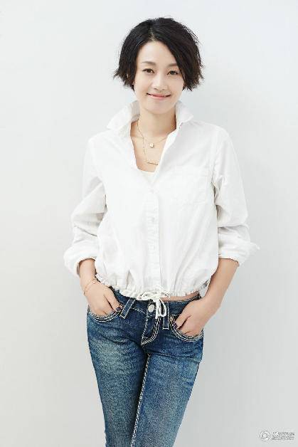 馬伊琍最新寫真大圖 露招牌甜笑溫柔大氣