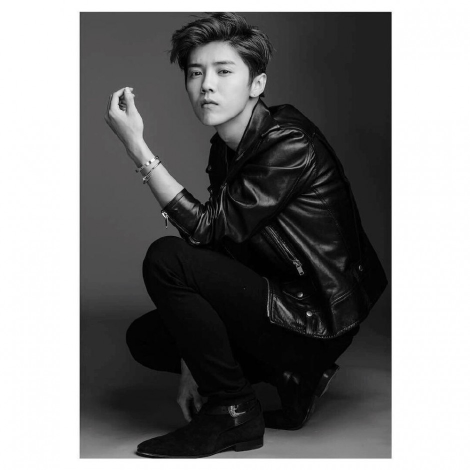 鹿晗黑白寫真時(shí)尚范十足 又被&ldquo;撩&rdquo;了