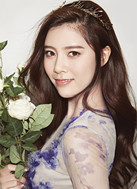 宋妍霏完美側(cè)顏寫真曝光 清新少女風(fēng)仙氣十足