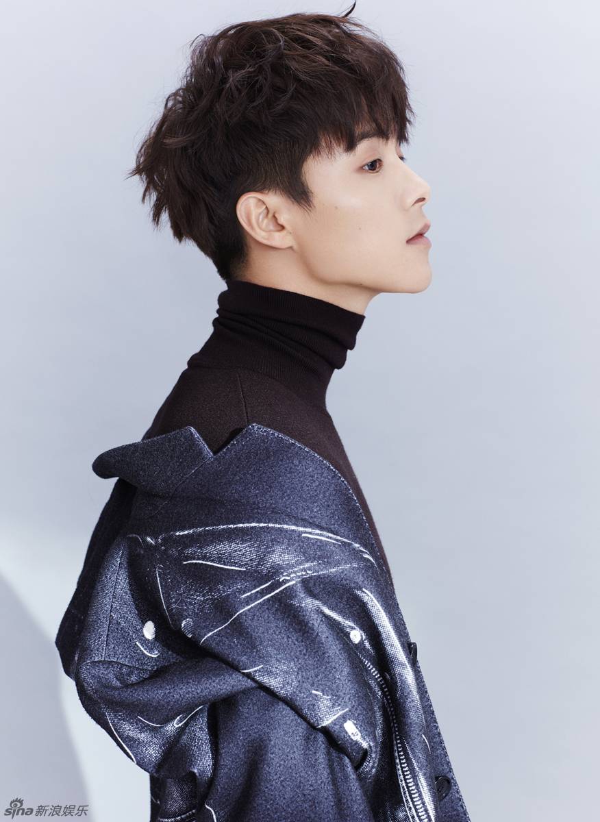 馬天宇時尚大片造型 側(cè)顏殺高貴如王子