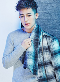 Lawrence羅倫希暗黑系寫真 盡顯雅痞風范”