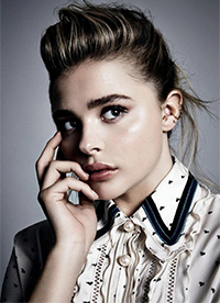 “超殺女”科洛莫瑞茲時尚大片 上演壞女孩造型