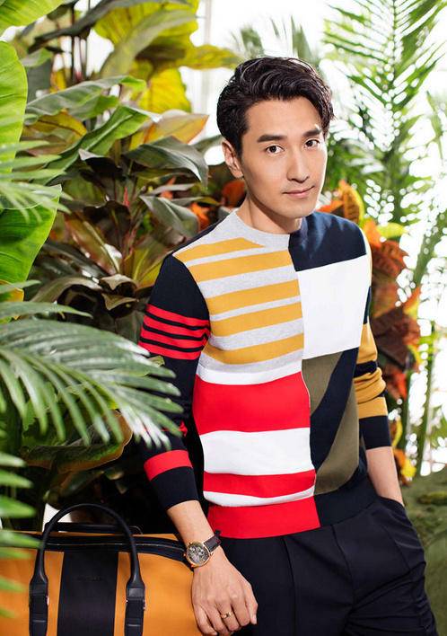 趙又廷時尚寫真圖片 濃濃秋意顯暖男氣質