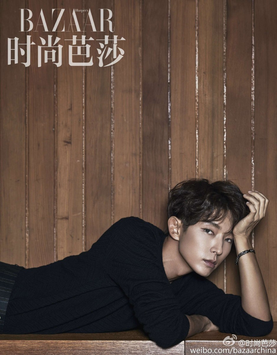 李準(zhǔn)基時(shí)尚芭莎寫(xiě)真公開(kāi) 鵝絨西裝貴氣十足