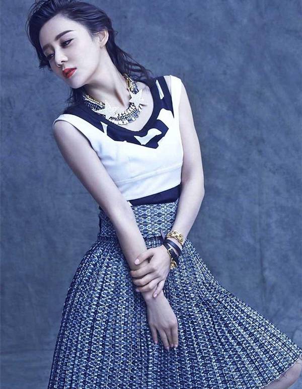 袁姍姍最新寫真圖片 紅唇性感妖嬈復(fù)古